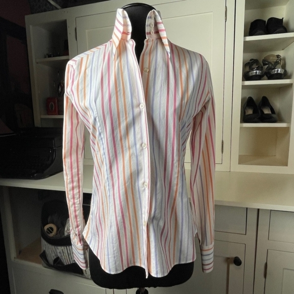 💯 Domenico Vacca Pointed Collar Blouse - Picture 2 of 16